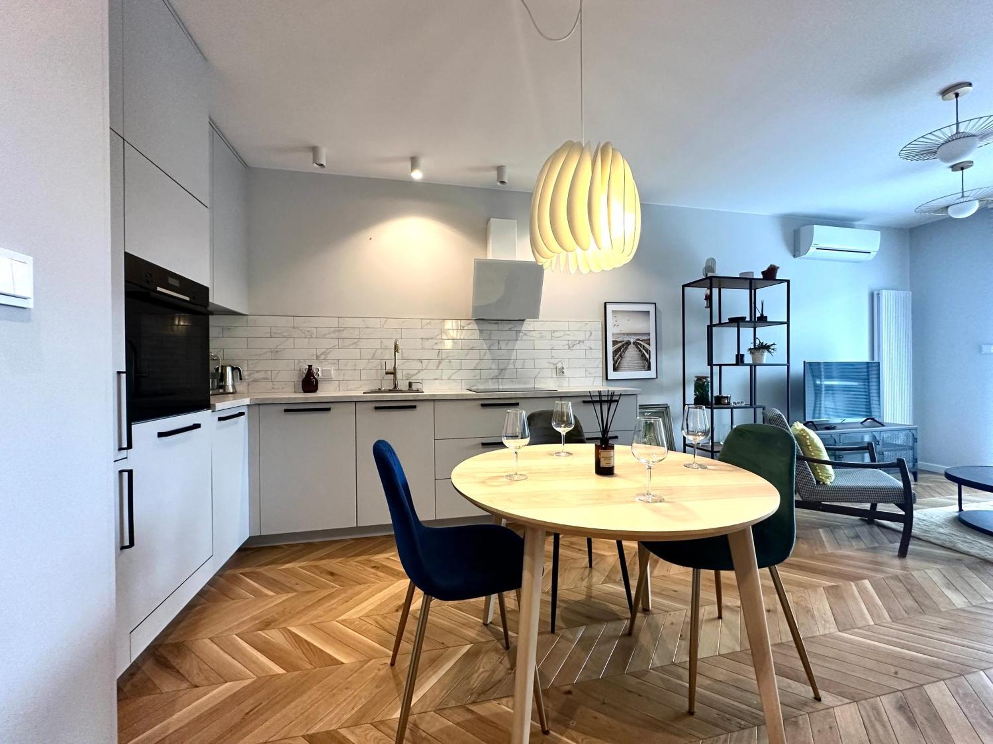Mieszczanska 25 - Self Check-in 20h - Parking & Lift Apartament