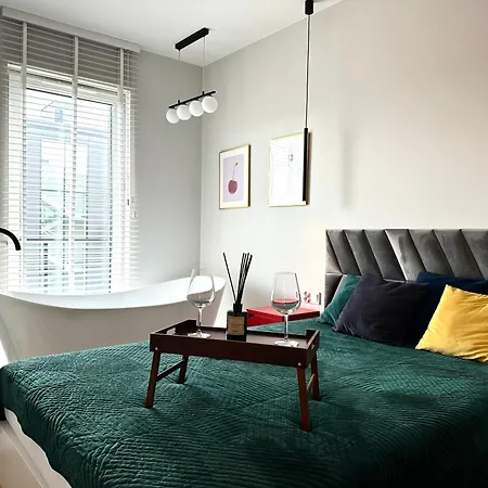 Mieszczanska 25 Apartment - Self Check-In 20H - Parking & Lift Wrocław Zewnętrze zdjęcie